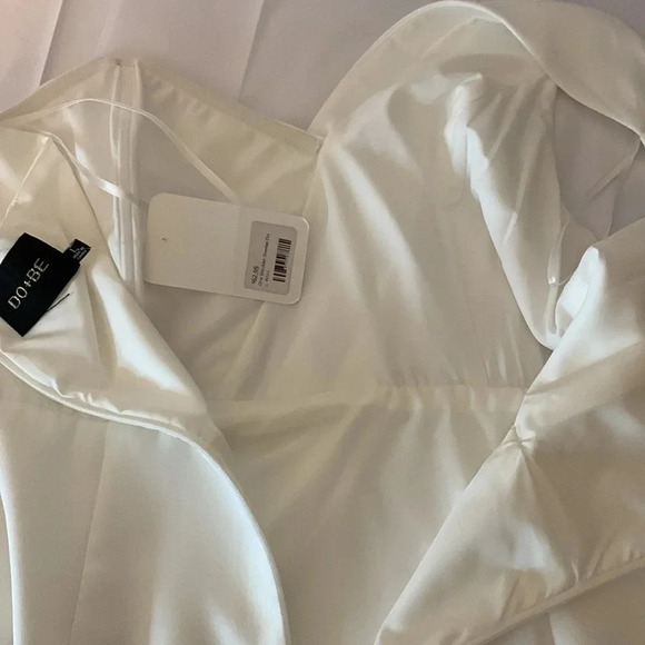 Do+Be One Shoulder Asymmetric Overlap Dress Size Large Color White NWT - Picture 7 of 11